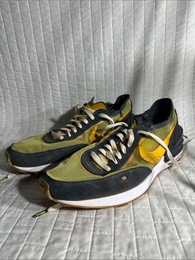 Nike Waffle One SE "Go The Extra Smile" sneakers yellow strike and anthracite